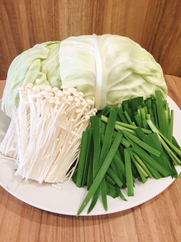 野菜盛り（キャベツ450g•ニラ100g•エノキ100g）
