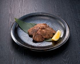 マグロほほ肉の燻製香焼き