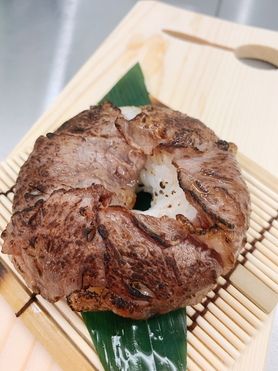 神戸牛ドーナツ寿司