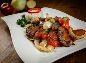 LOMO SALTADO ロモサルタード