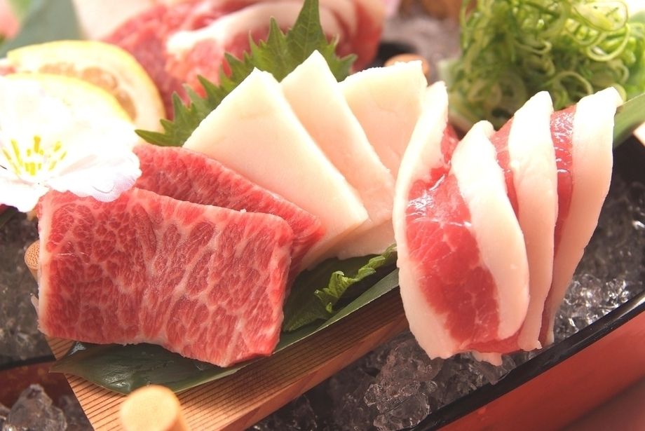 熊本直送 特選馬刺４種盛（3,500円）