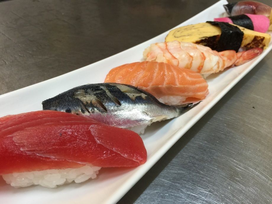 職人が握る本格にぎりランチ