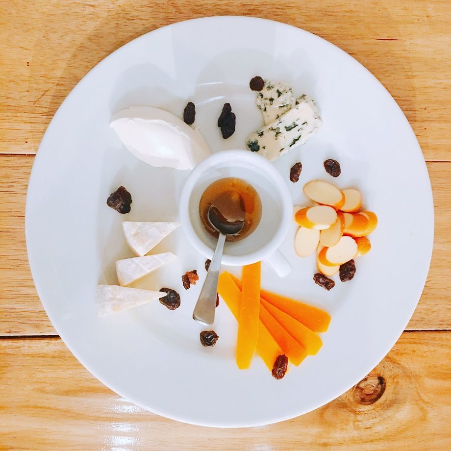 チーズ盛り合わせ（780円）