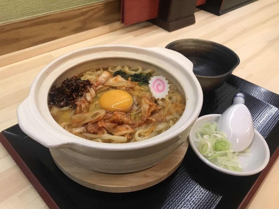 18.豚キムチ鍋うどん（990）