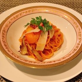 ローストしたパプリカとベーコンの旨味、ケチャップを使わない本橋シェフのナポリタン