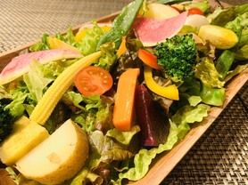 陽子ファームから届いた有機野菜のサラダ　3種のヴィネガードレッシング