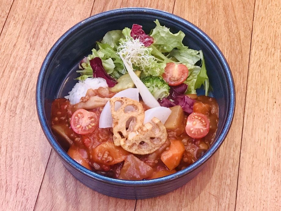 ヴィーガンランチ（¥1050）