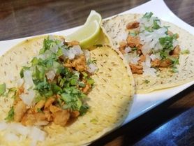 Tacos al pastor タコス アル パストール