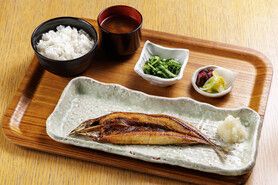 灰干しさんま定食