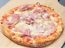 ★⑤石窯ピザ・プロシュートのトマトソースピザ