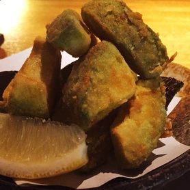 アボカドの唐揚げ