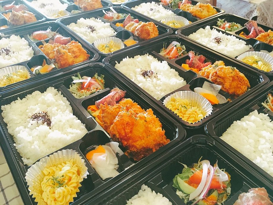 おまかせ弁当（１０個より承ります）