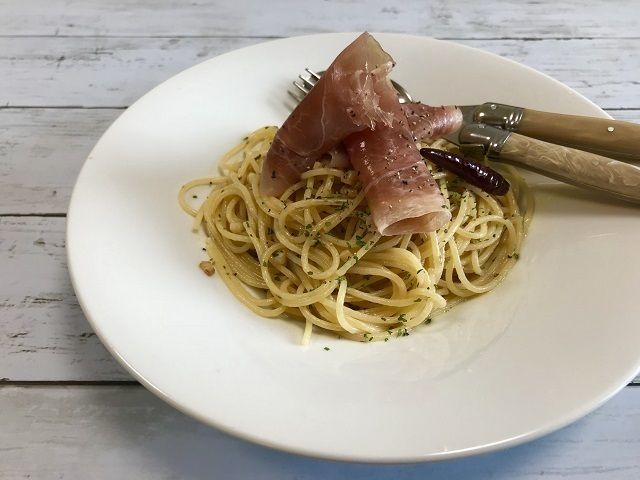 【テイクアウト】生ハムのペペロンチーノ