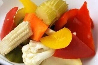 自家製ピクルスの盛り合わせ