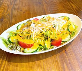 自家製人参ドレッシングの DK's サラダ