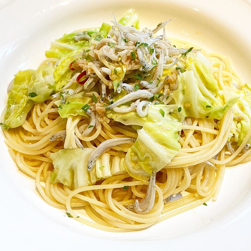 数量限定  湘南シラスとキャベツ＆アンチョビ（ミニサラダ付き）