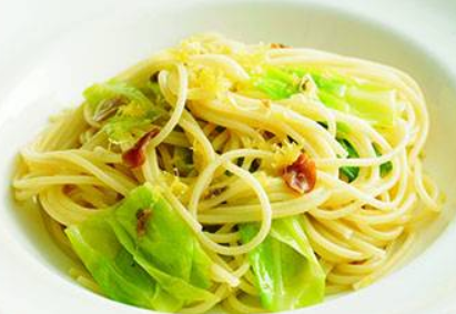 アンチョビとキャベツのペペロンチーノ