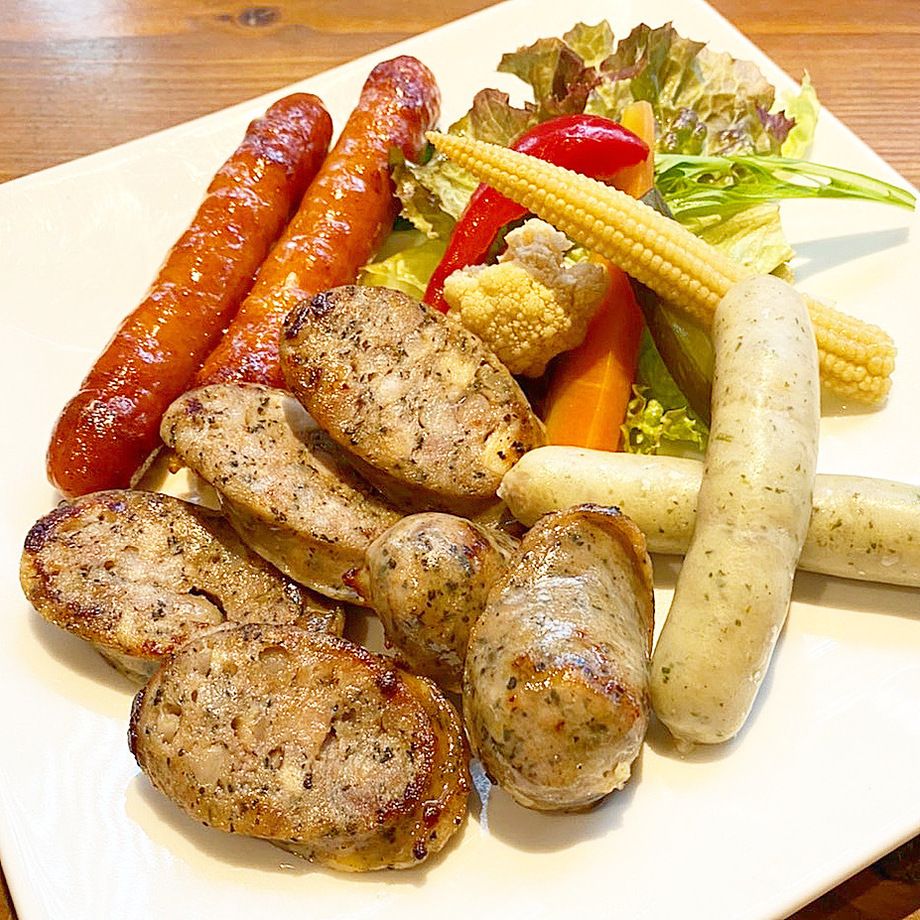 ３種のソーセージ盛り合わせ  