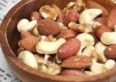 ミックスナッツ