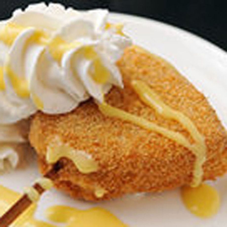 バームクーヘンの串揚げ（350円）