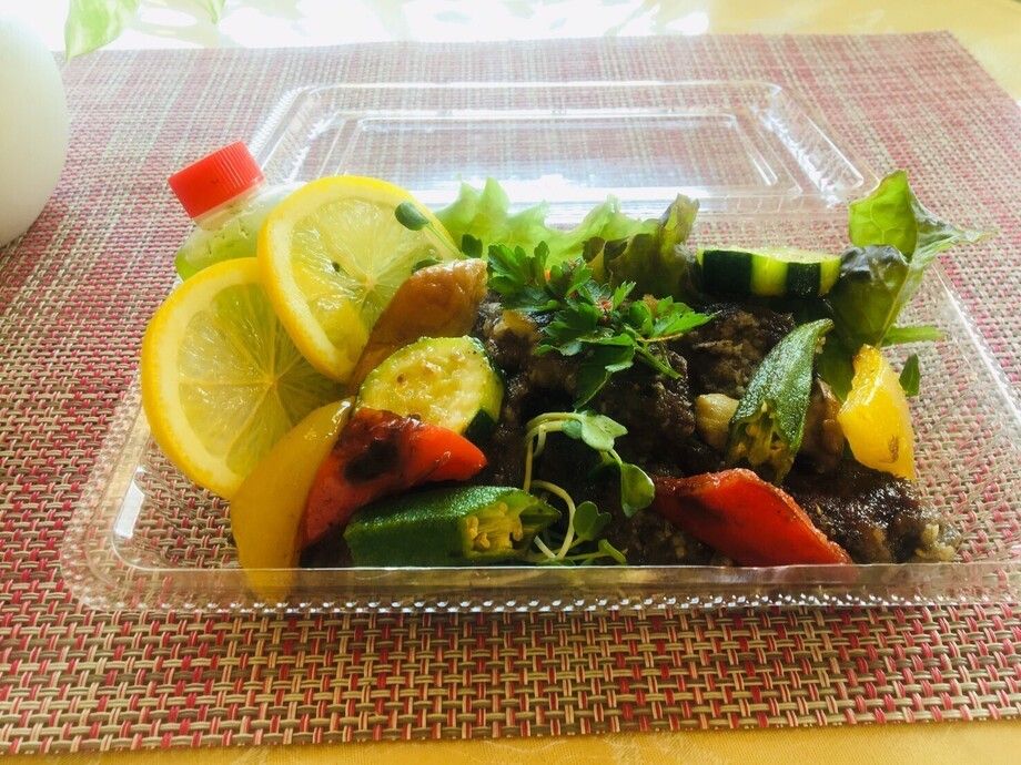 ⑦牛ハラミ　塩レモンパセリソース（1100）