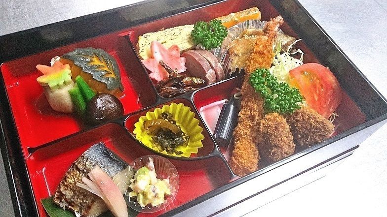 割子弁当