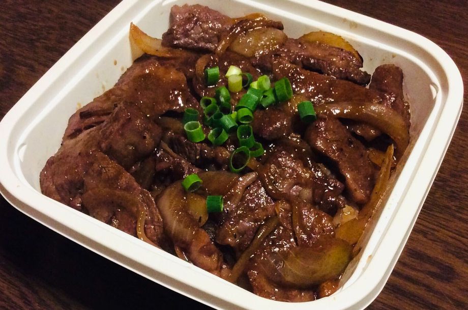 カルビ丼（1,512円（税抜1,400円））