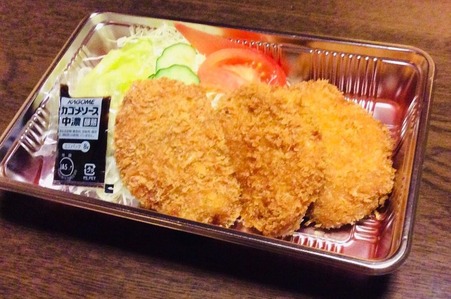 ヒレカツ（864円（税抜800円）※ライス付き＋216円（税抜200円））