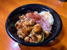こだわりの本格焼鳥丼