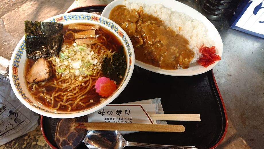 ラーメン+ミニカレーorミニ豚丼ortチャーハンorチャーハン餃子