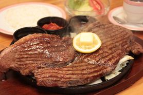 名物！ダイナマイトステーキ　500G　3599円(税込3958)  