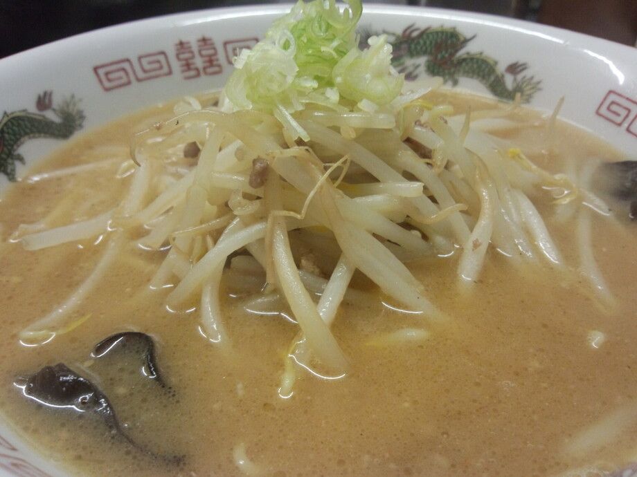 みそラーメン（８５０円）
