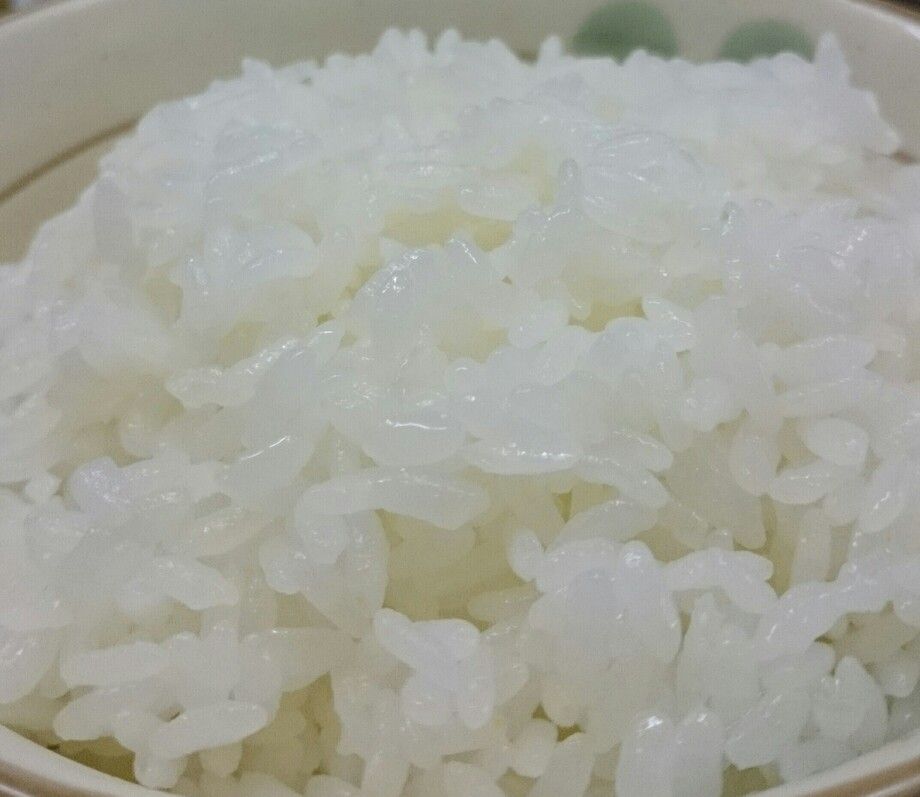 ライス（中・大・小・特盛）（２００円・３００円・１００円・４００円）