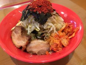 【冬季限定】凄く辛そうだけどまあまあ辛い韓国風・コチュブタメン