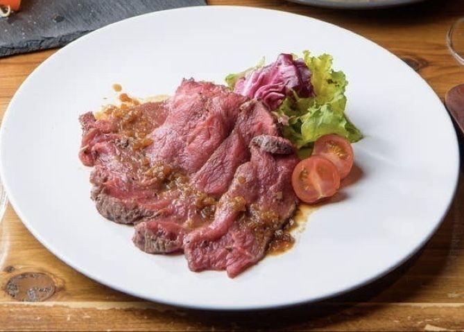 希少  シンシンのローストビーフ