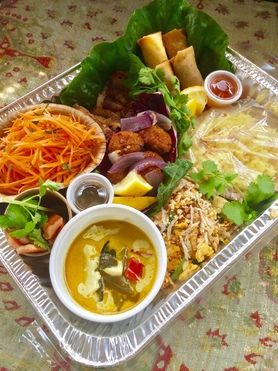 受け取り前日の午前中までの予約制、「テイクアウト」タイパーティーセット2〜3人分