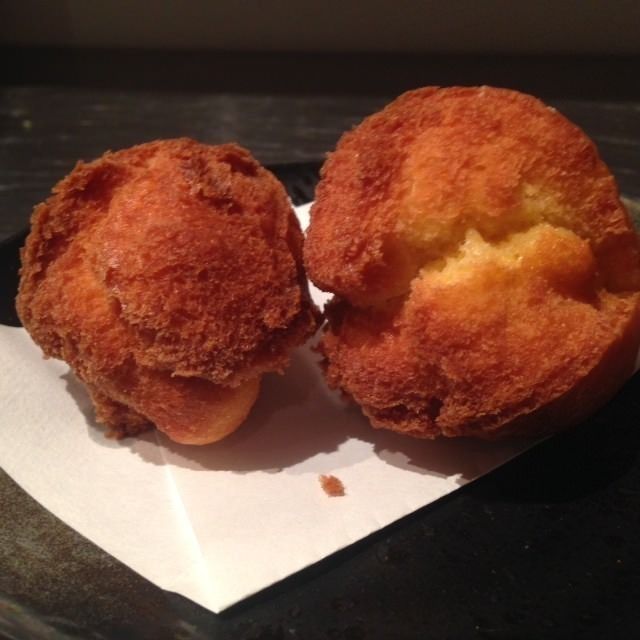 サータアンダギー