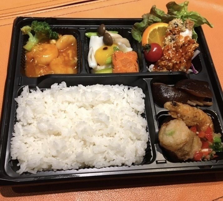 おまかせ彩弁当（要予約）
