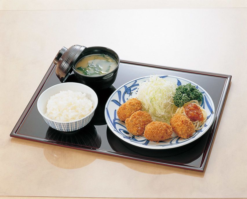 ヒレ一口定食（1530円）