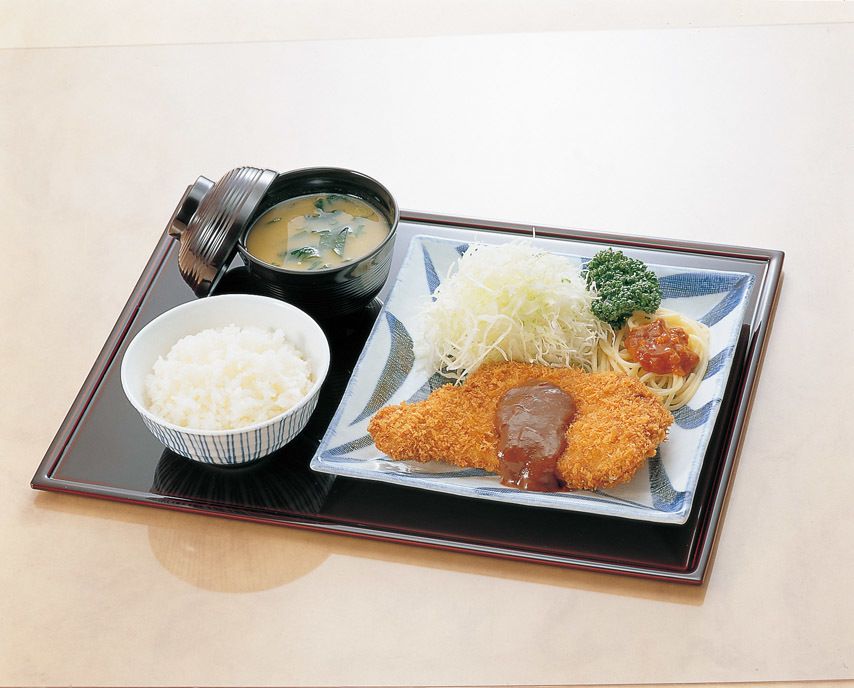 ロースみそカツ定食・ヒレみそカツ定食（1640円　1710円）