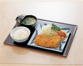 ジャンボヒレカツ定食