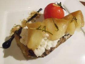 愛媛県産 クエとリコッタチーズ、林檎を挟んだミルフォーリエ