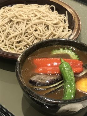 夏野菜のカレーせいろ