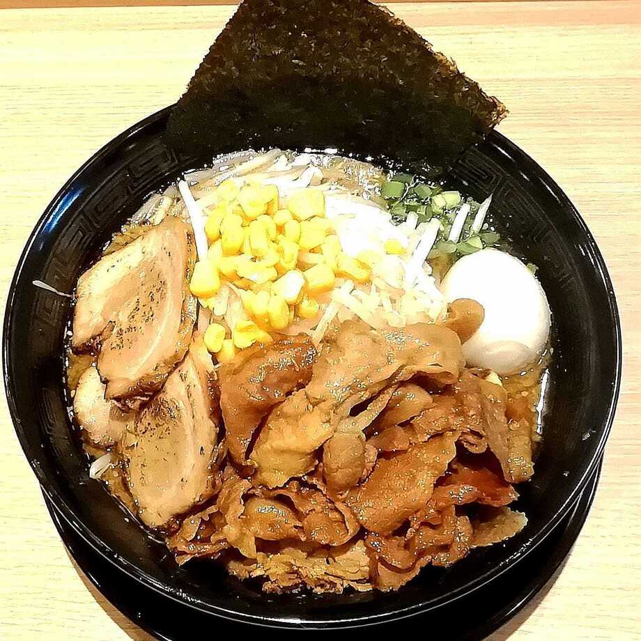 白山盛味噌らーめん（1000円）