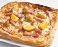 ベーコンとポテトのパイピザ