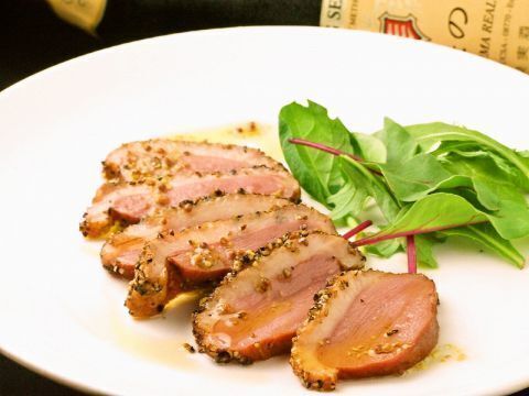 鴨肉の黒胡椒～粒マスタードソース