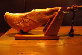 ハモン・イベリコ・べジョータ(生ハム)