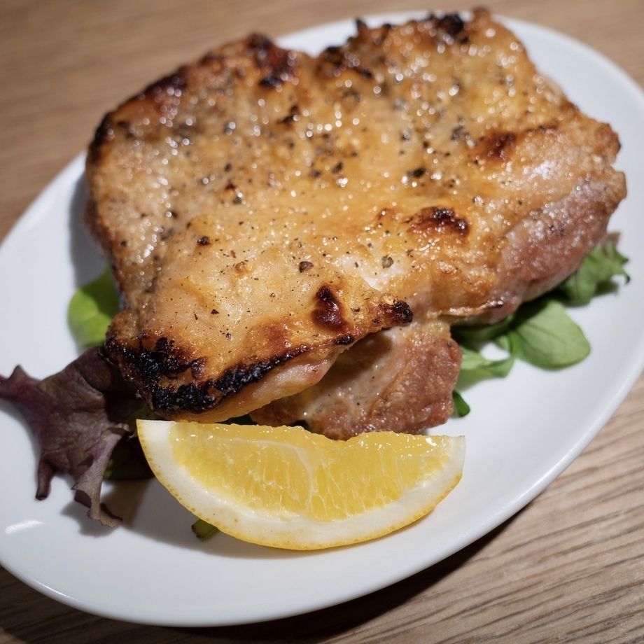 『チキンの窯焼きグリル』（1300）