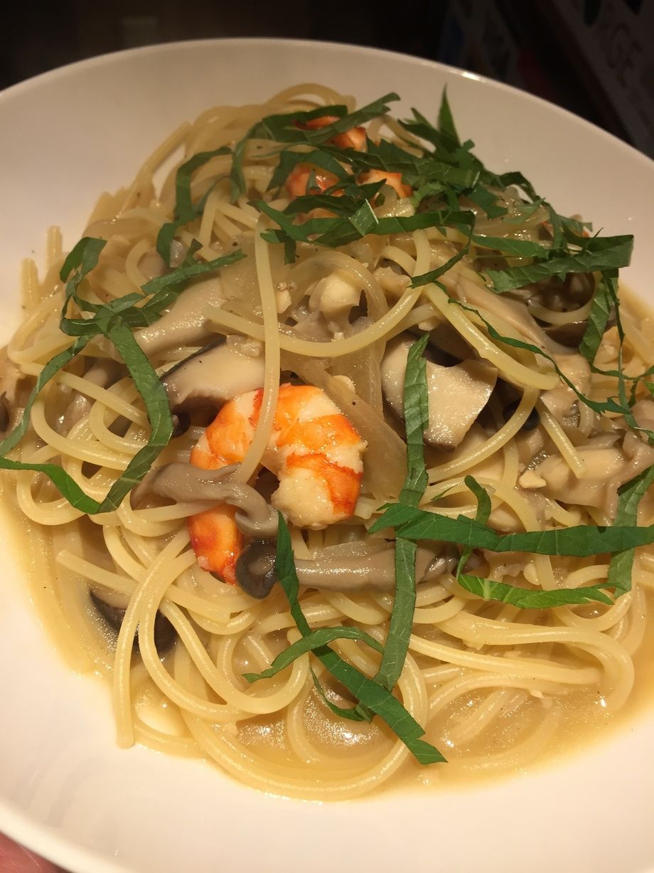 スパゲティー 和風シュリンプ（レギュラーサイズ ¥880）