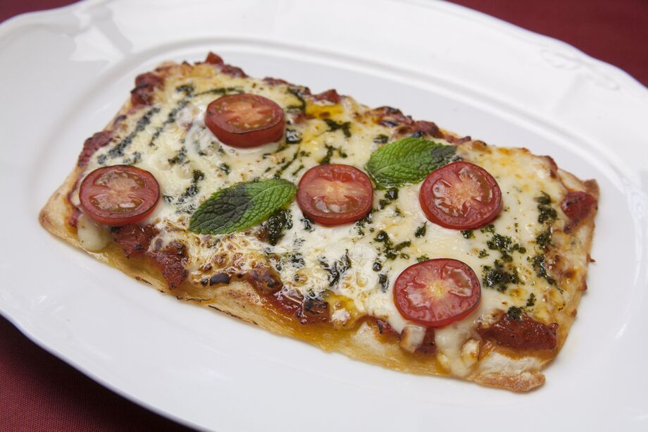 ピッツァマルゲリータ（￥１，３００（税込））